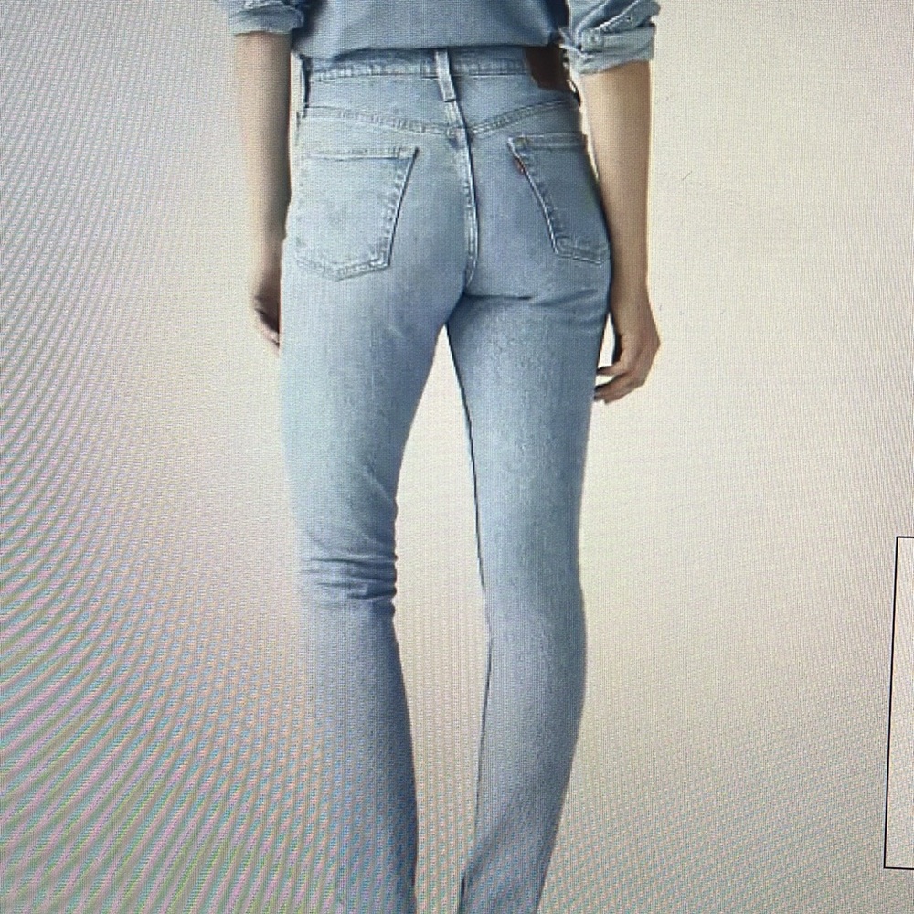 Levi's Women's Light Blue Skinny Jeans